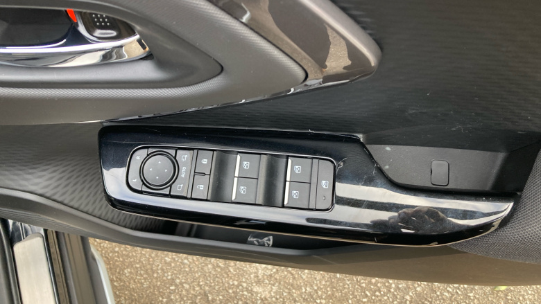 Toyota Urbancruiser 128kW Excel 61kWh 5dr Auto Electric Estate